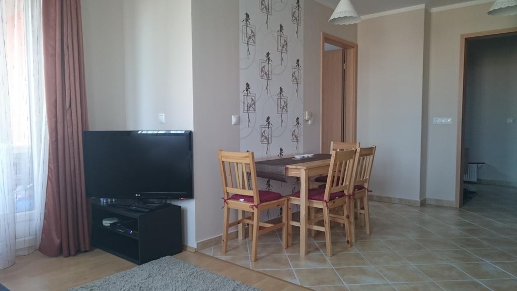 Reka Apartman Buk Phòng bức ảnh